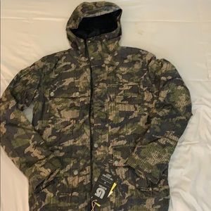 NEW Burton Men’s Ski and Snowboard Jacket